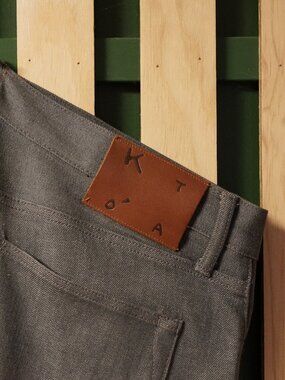 Hiroshi Kato Pen Slim Denim Grey